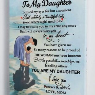 Canvas Wall Art Home Decor Gift For Daughter From Mom - Mom And Baby On The Beach CA272